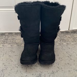 UGG Bailey Button Triplet II Boot, in Black, Size 9